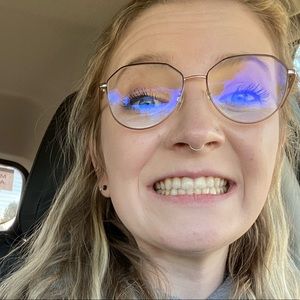 Meet your Posher, Lexi